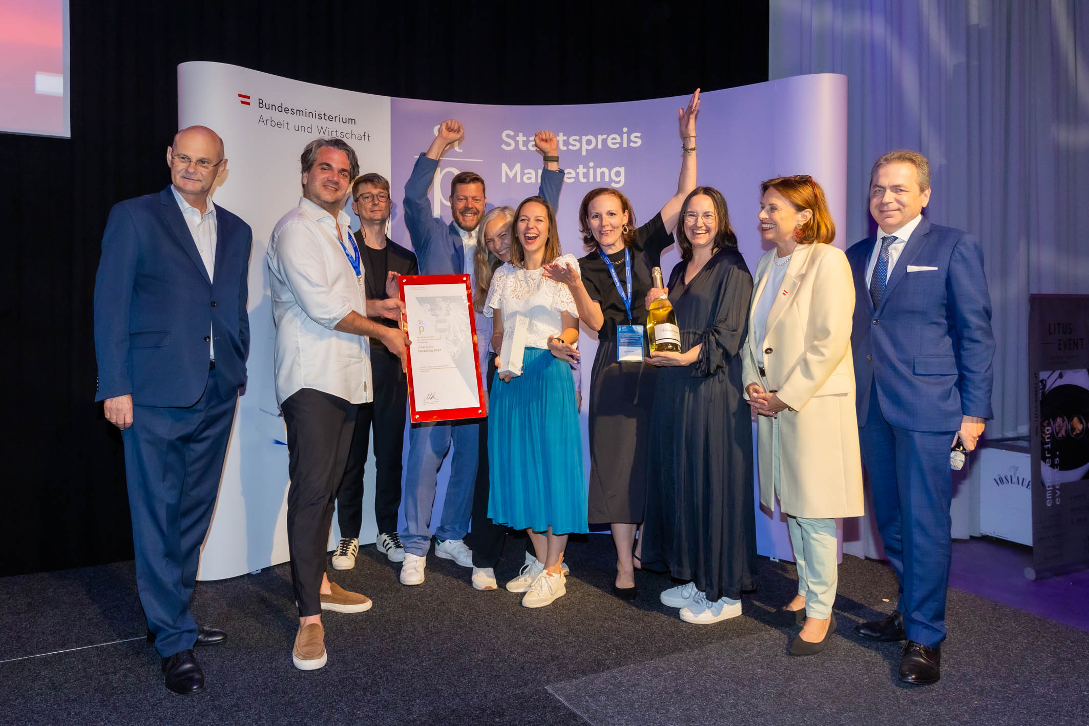 Awardix Gr&uuml;nderteam: Niko Pabst und Christoph Berndlewinner des Staatspreis Marketing 2024 - Zoom